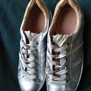 Joie Silver Leather Sneaker EU 36.5